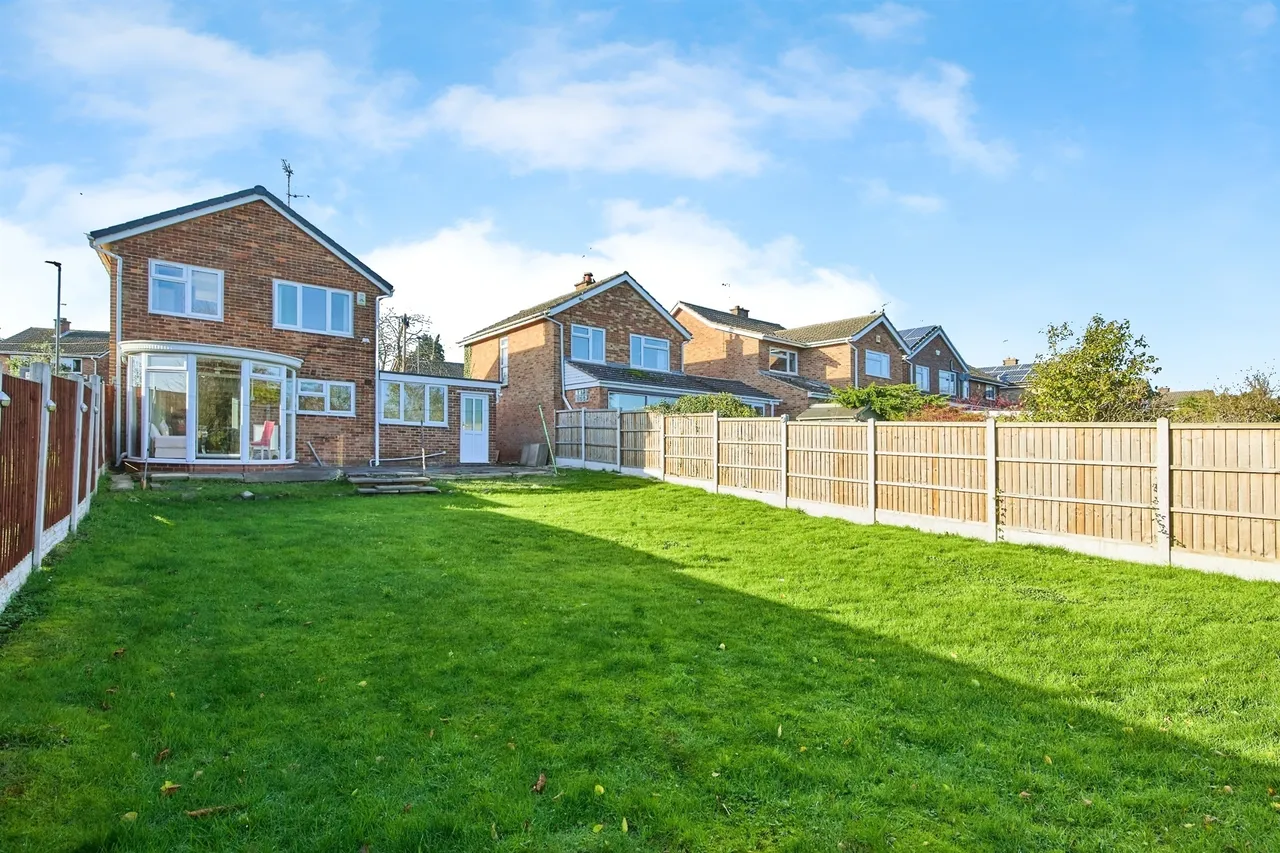 Carsington Crescent, Allestree, DE22, photo 17