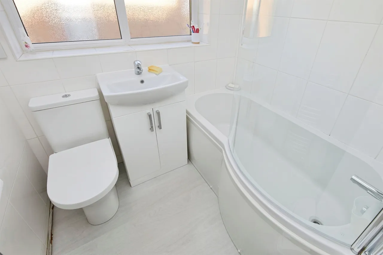 Carsington Crescent, Allestree, DE22, photo 13