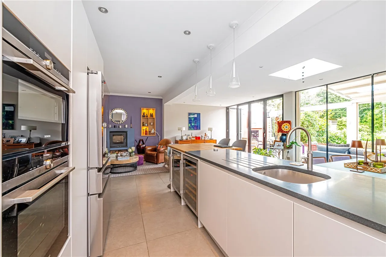 Ormond Crescent, Hampton, TW12 2TQ, photo 4