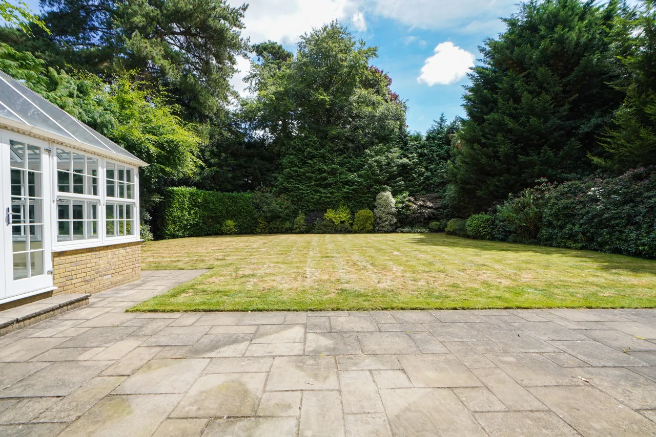 Cavendish Road, Weybridge, KT13, photo 12
