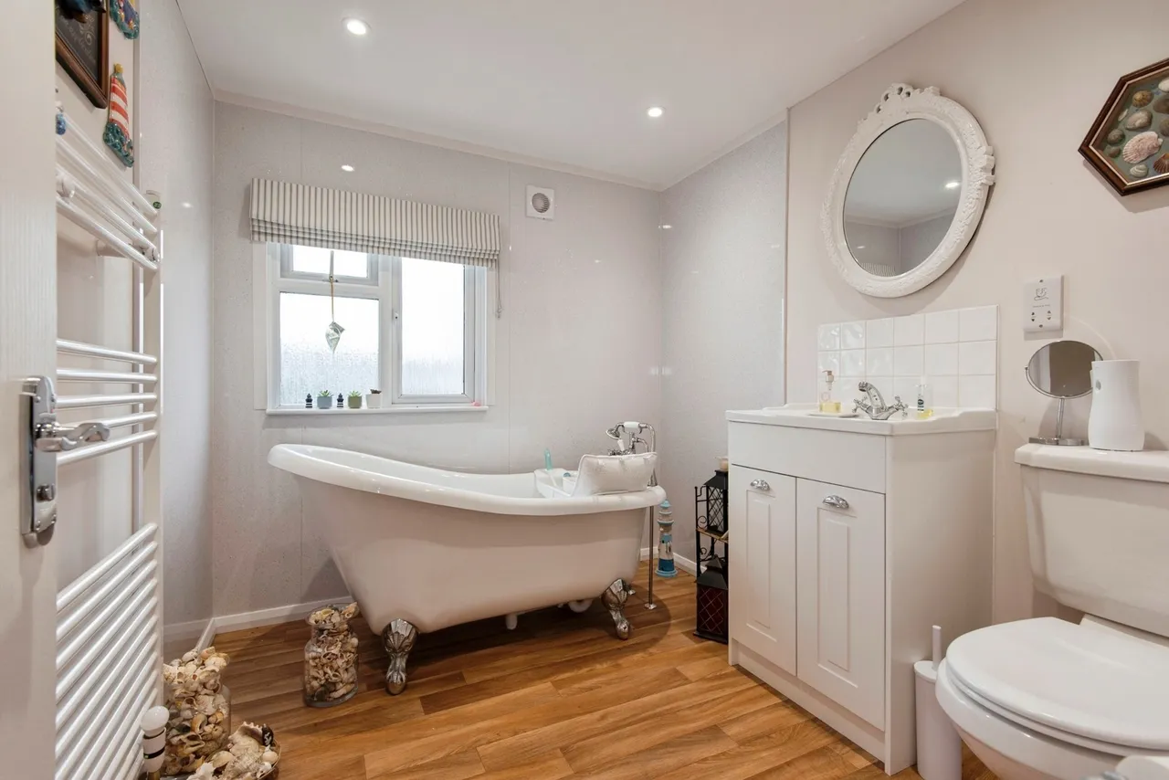Bedford Road, Lower Stondon, SG16, photo 19