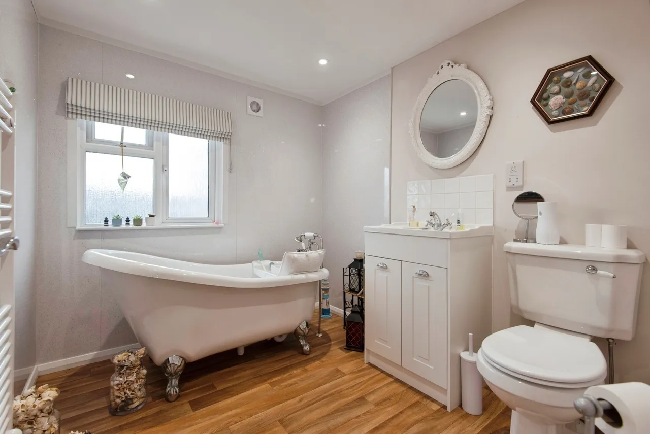 Bedford Road, Lower Stondon, SG16, photo 6