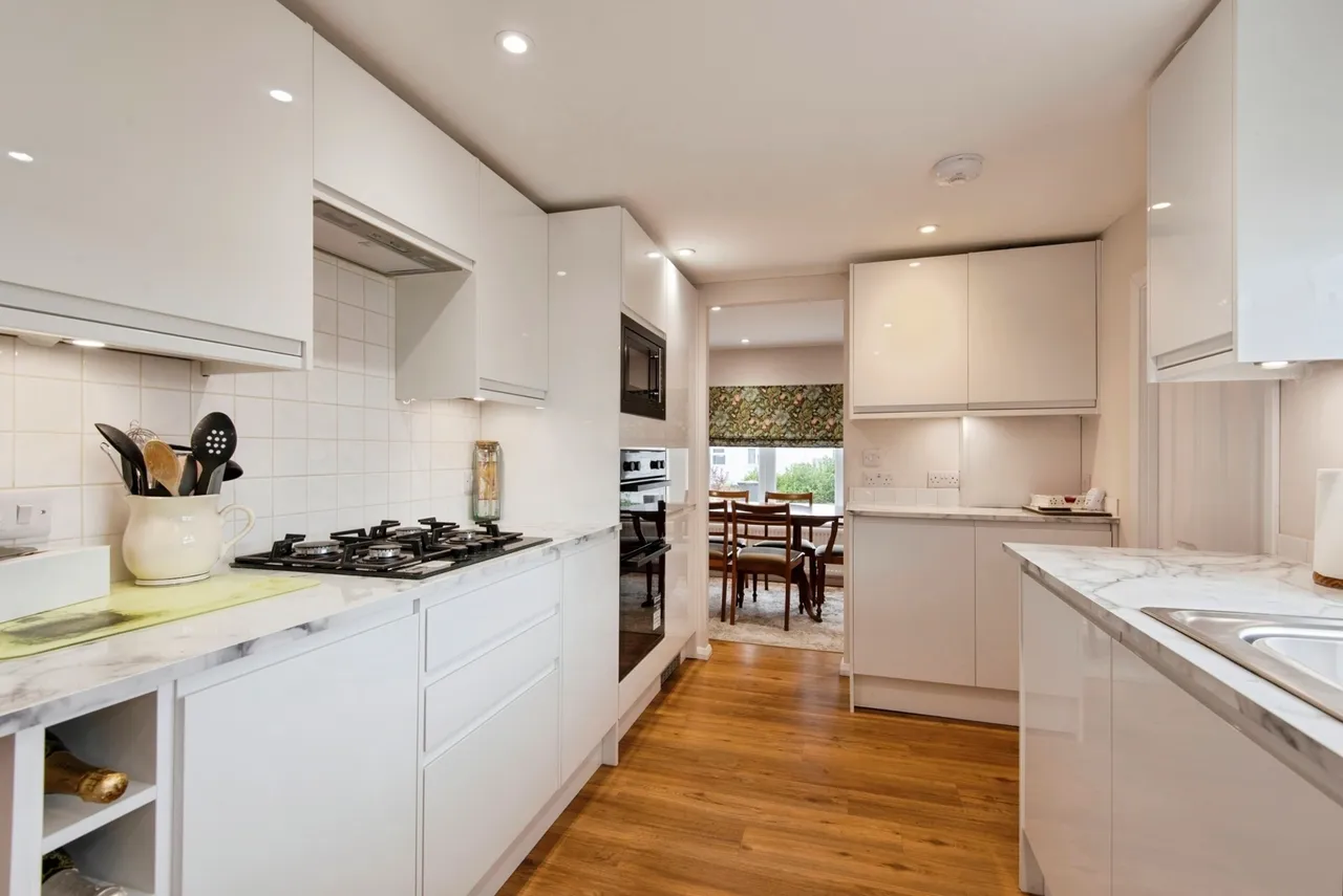 Bedford Road, Lower Stondon, SG16, photo 4