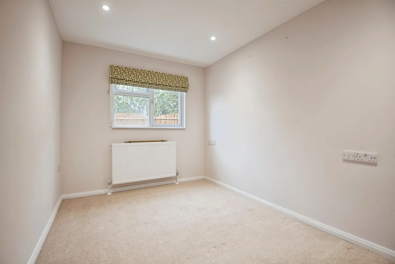 Bedford Road, Lower Stondon, SG16, photo 10