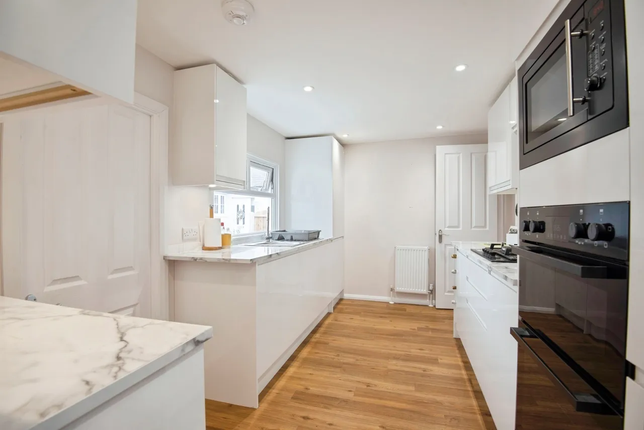 Bedford Road, Lower Stondon, SG16, photo 17