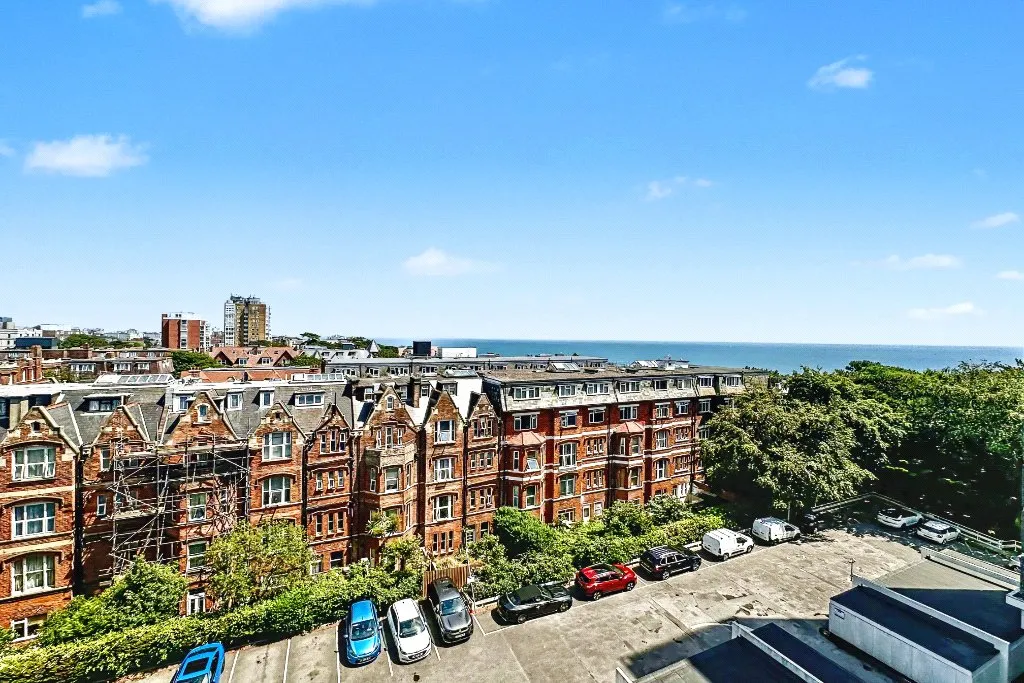 Admirals Walk, West Cliff Road, Bournemouth, Dorset, BH2, photo 7