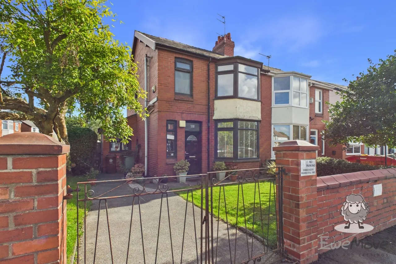 3 bed house for sale, Kiln Lane, Eccleston, WA10