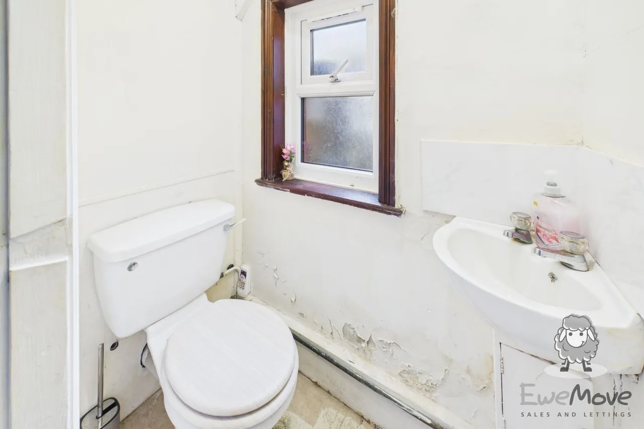 Kiln Lane, Eccleston, WA10, photo 5