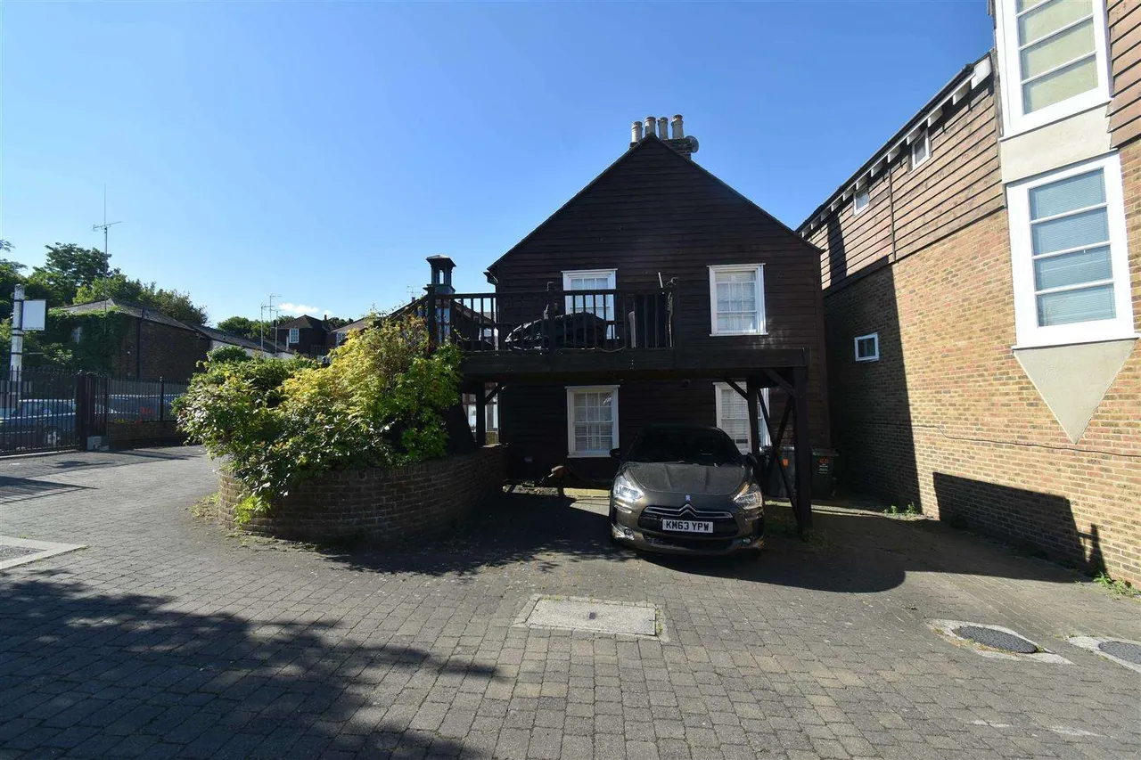 Pier Road, Greenhithe, DA9, photo 16