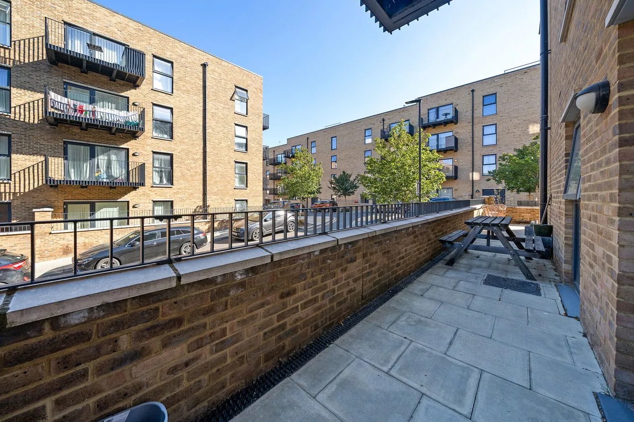 Brumwell Avenue, Woolwich, SE18, photo 15
