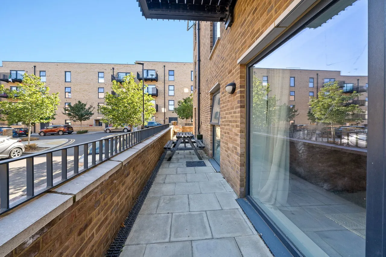 Brumwell Avenue, Woolwich, SE18, photo 18