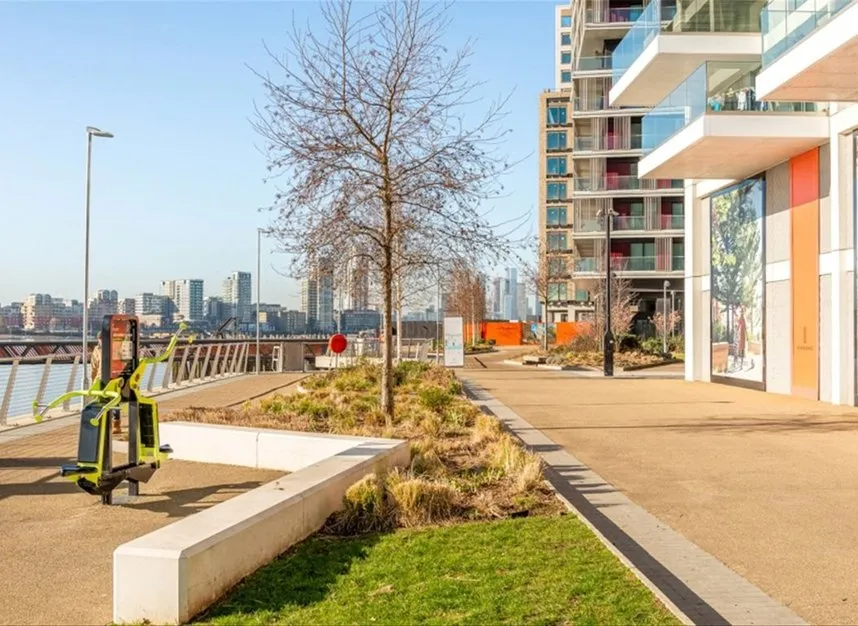 Starboard Way, Royal Wharf, E16, photo 15