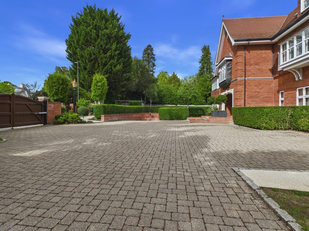 Beaconsfield, Buckinghamshire, photo 25