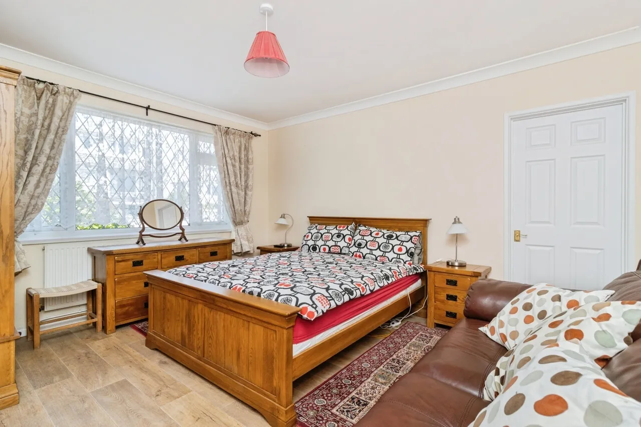 Dolphin Crescent, Paignton, TQ3, photo 11