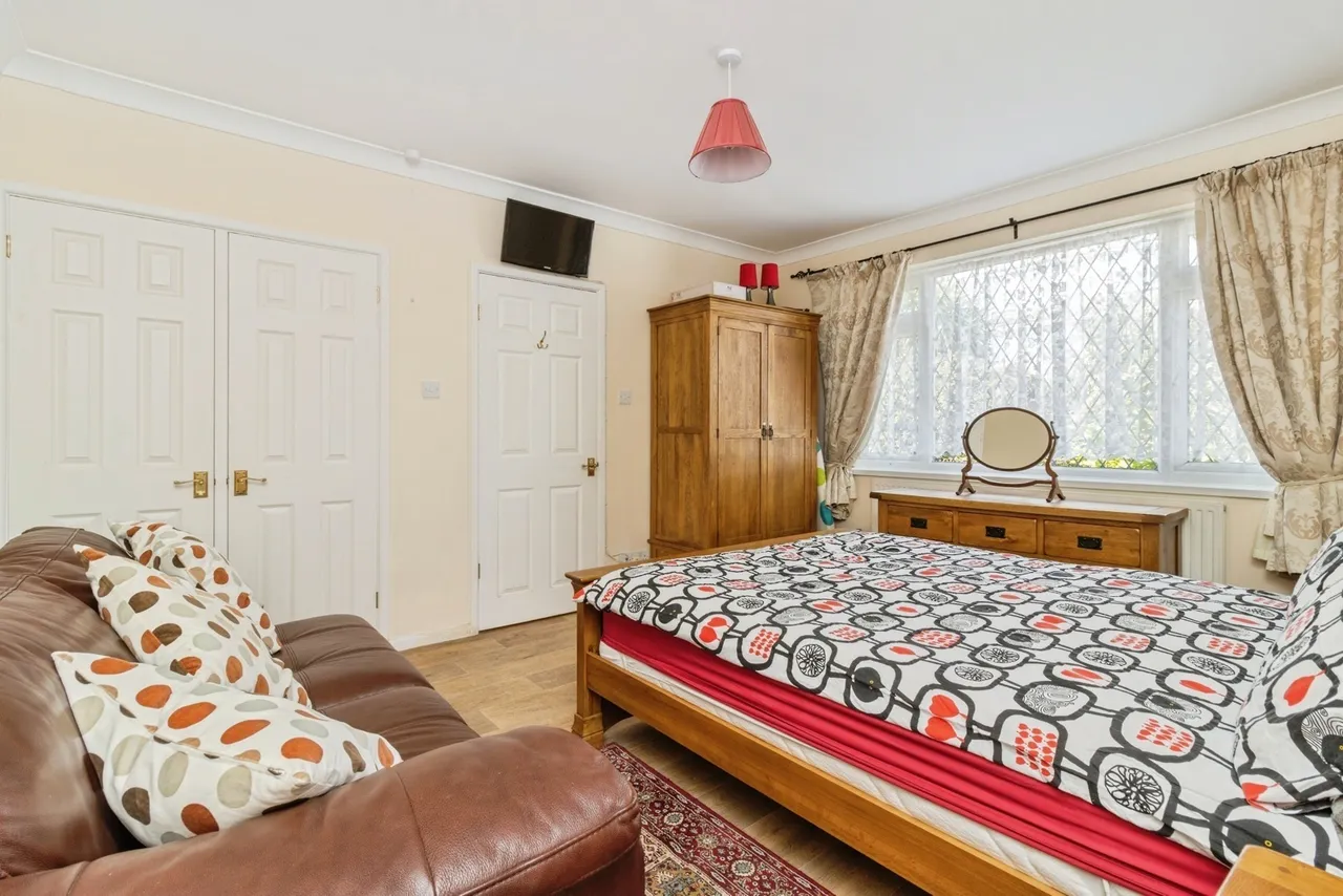 Dolphin Crescent, Paignton, TQ3, photo 10