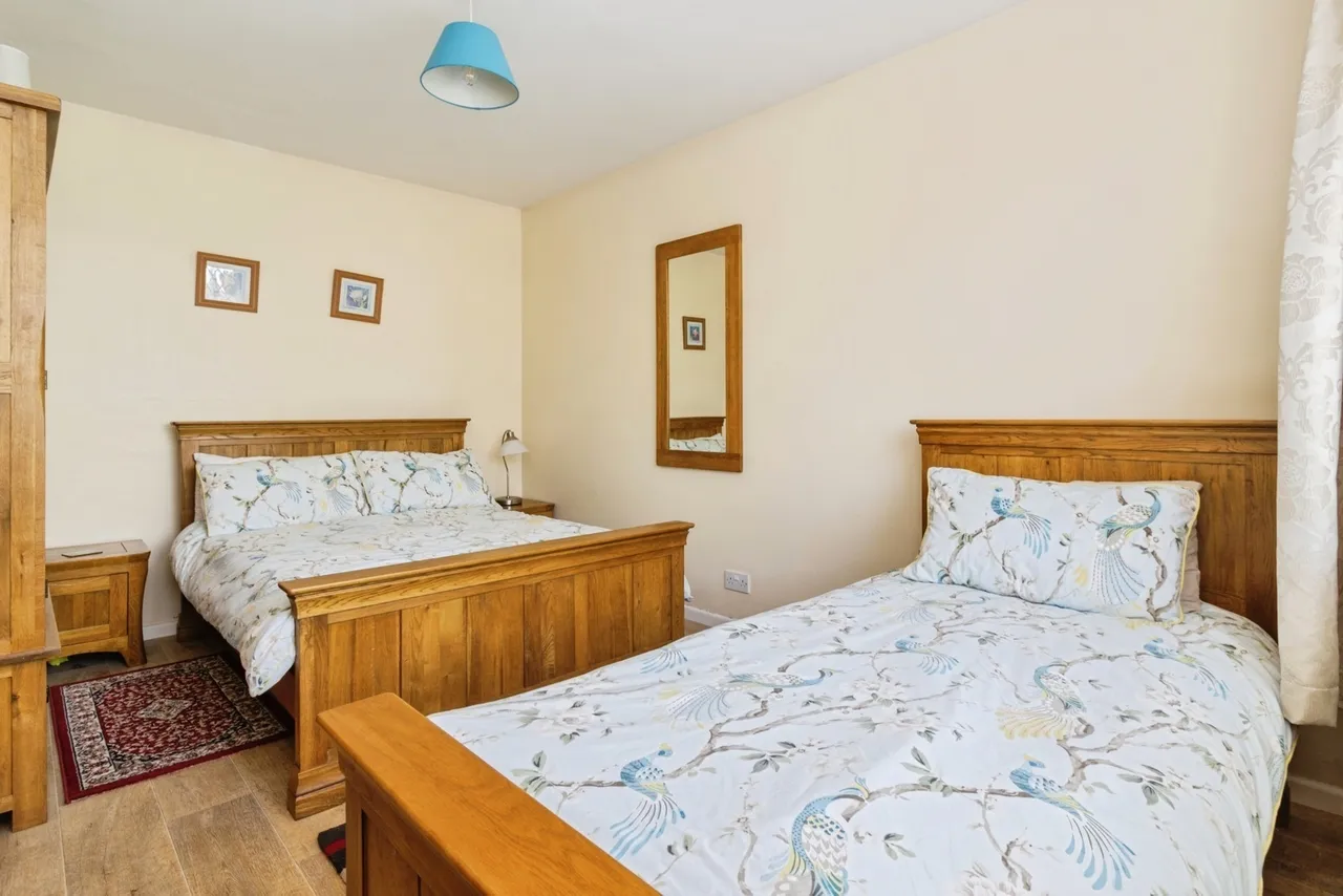 Dolphin Crescent, Paignton, TQ3, photo 14