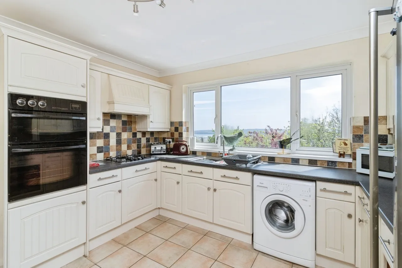Dolphin Crescent, Paignton, TQ3, photo 7