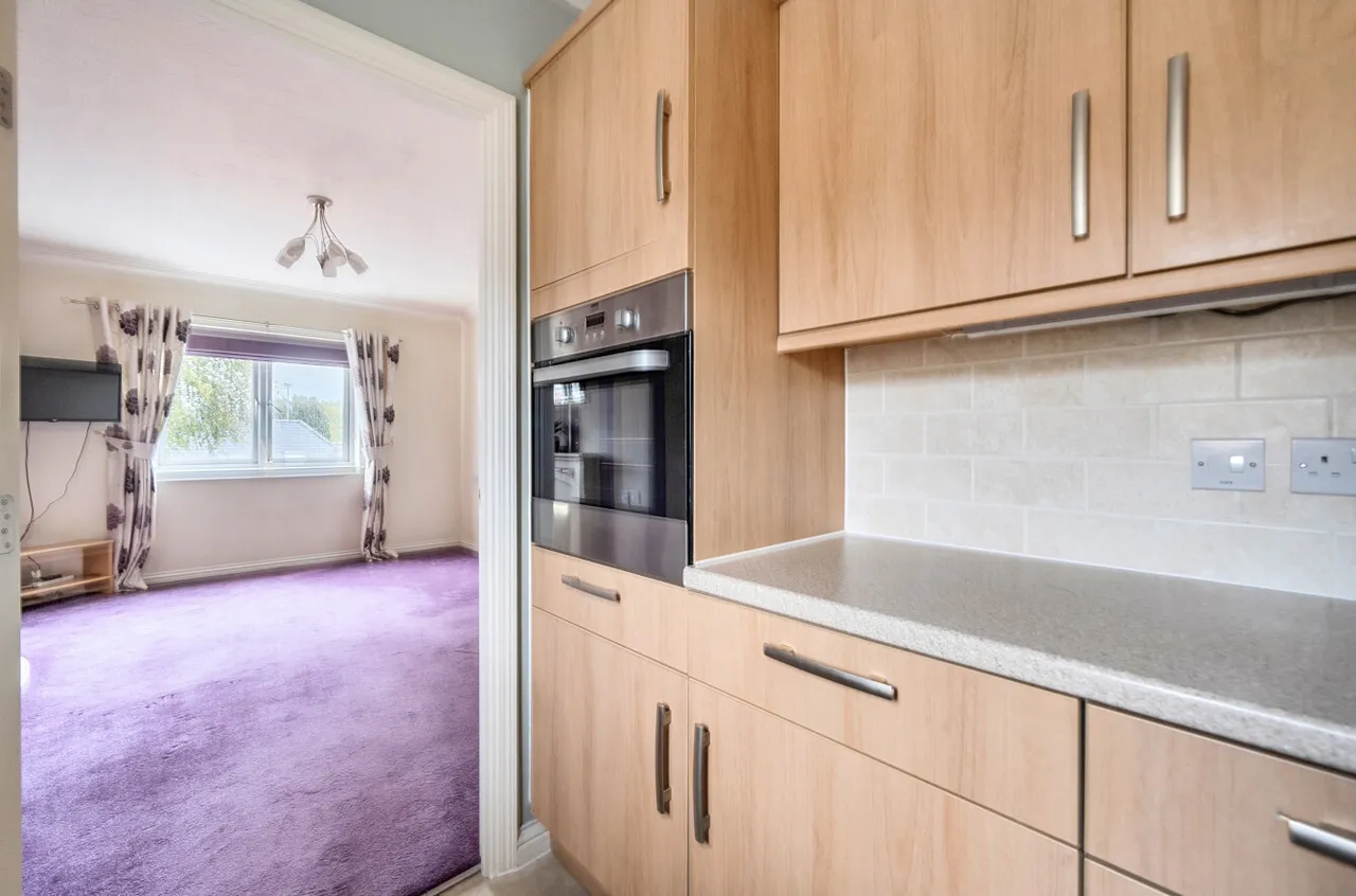 Grove Road, Woking, GU21, photo 21