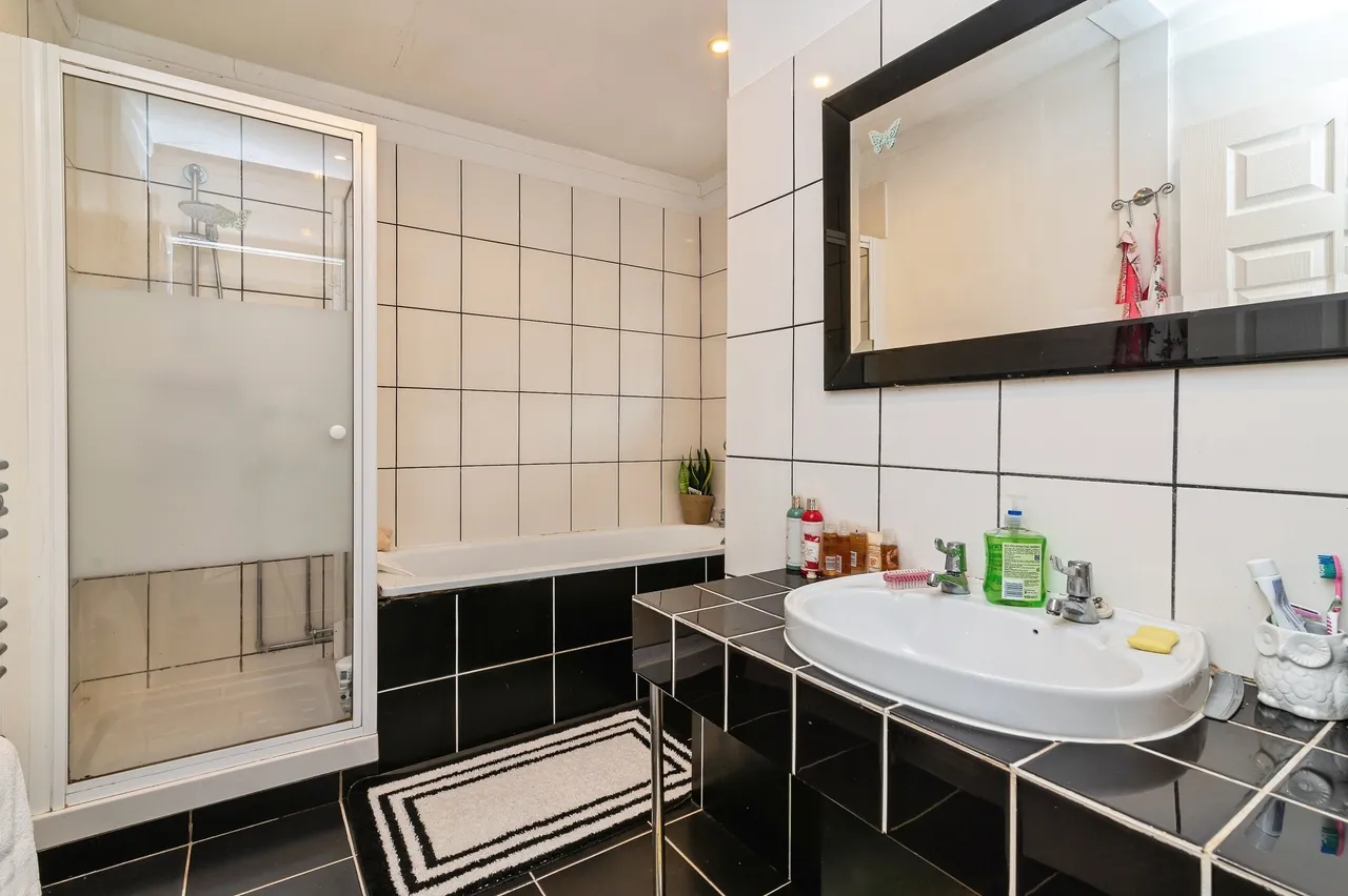 Trenchard Close, Nottingham, NG13, photo 10