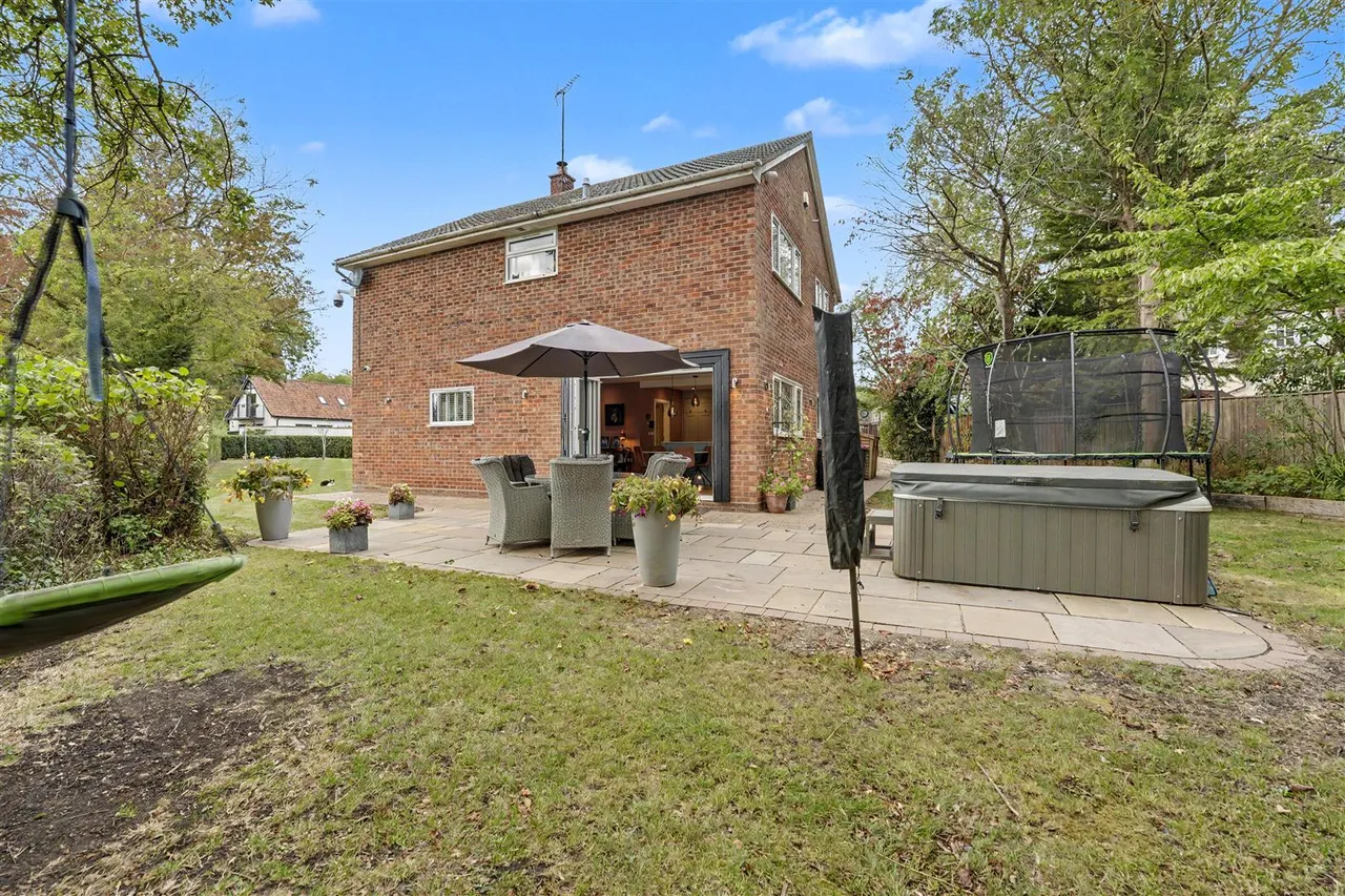 Hall Lane, Ridgewell, CO9, photo 17
