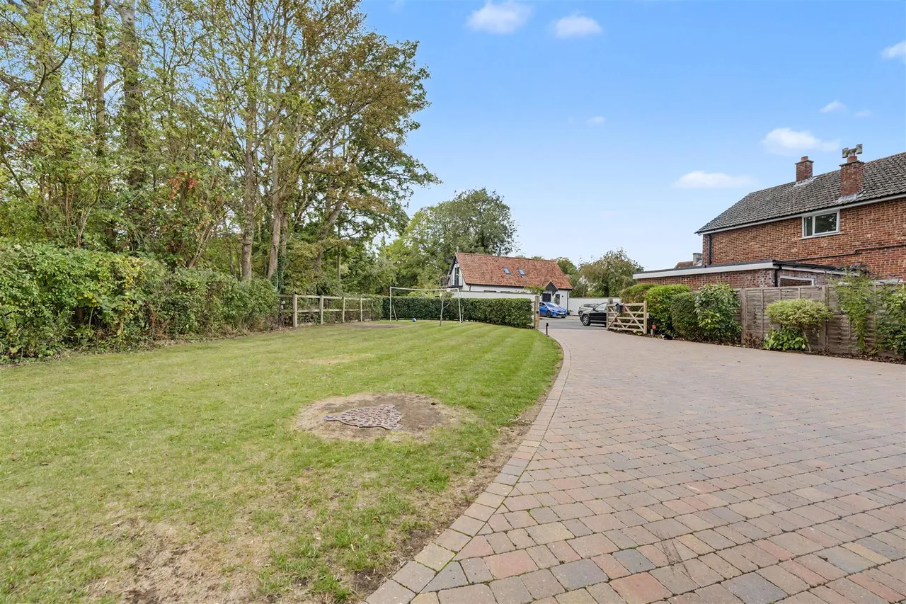Hall Lane, Ridgewell, CO9, photo 18