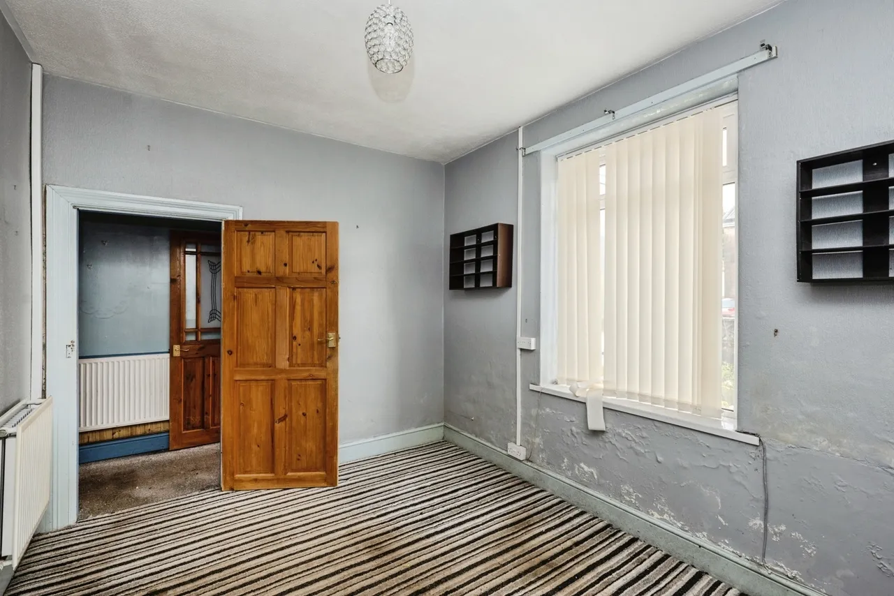 Armine Road, Fforestfach, SA5, photo 4