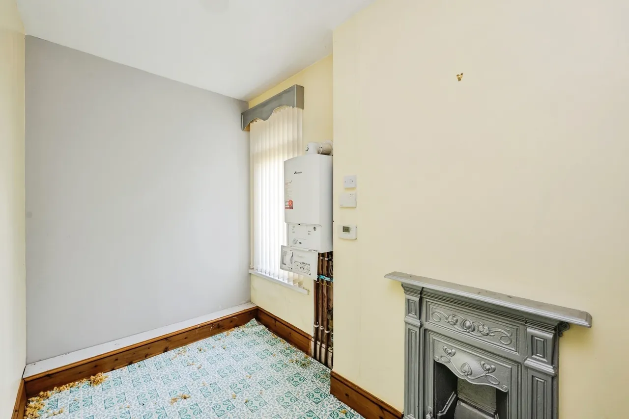 Armine Road, Fforestfach, SA5, photo 20