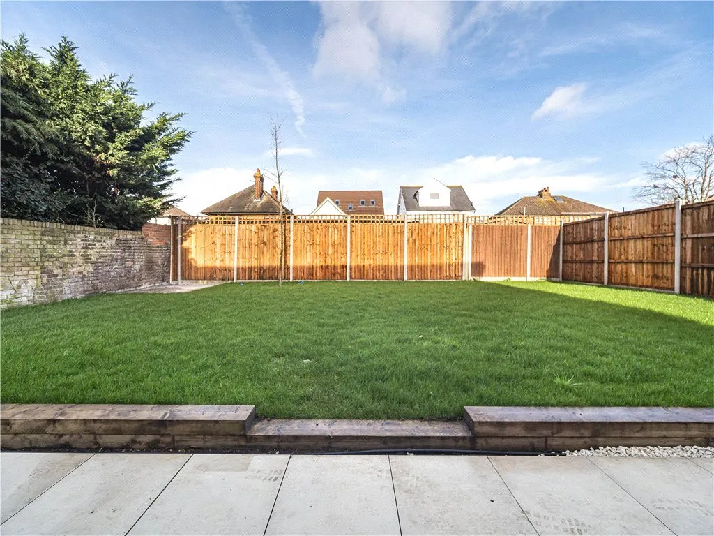 Todd Close, Bexleyheath, DA6, photo 5