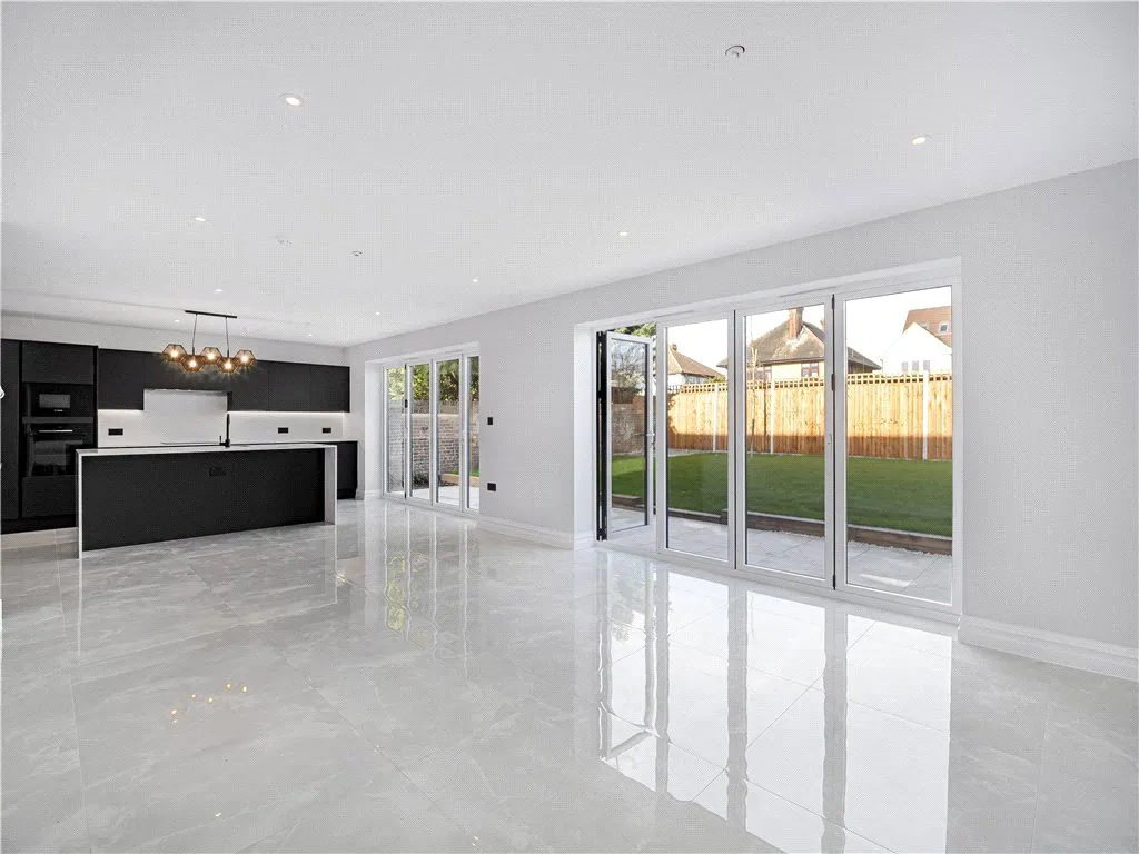 Todd Close, Bexleyheath, DA6, photo 7