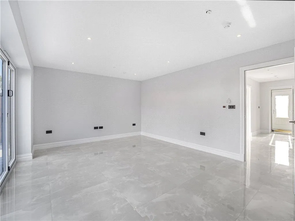 Todd Close, Bexleyheath, DA6, photo 8
