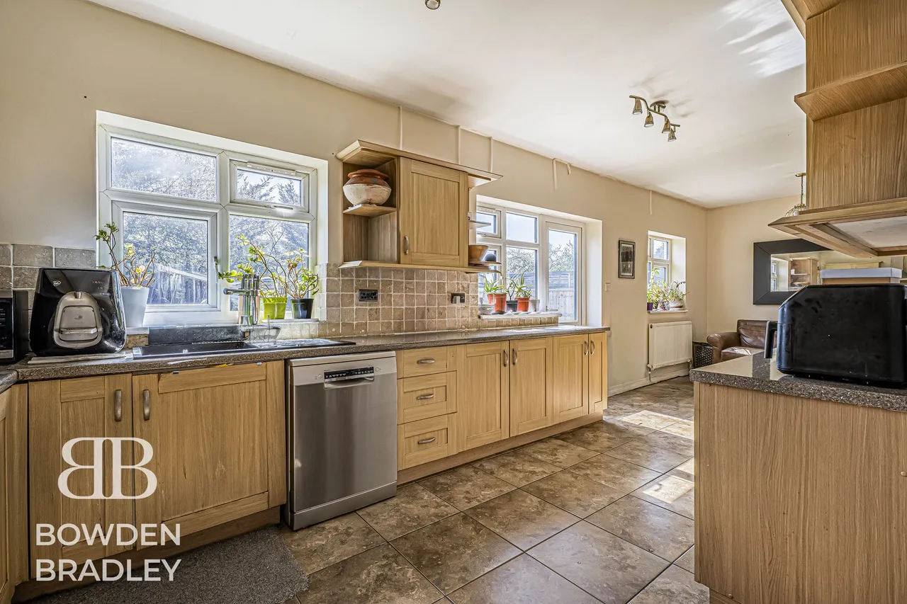 Clayhall Avenue, Clayhall, IG5, photo 7