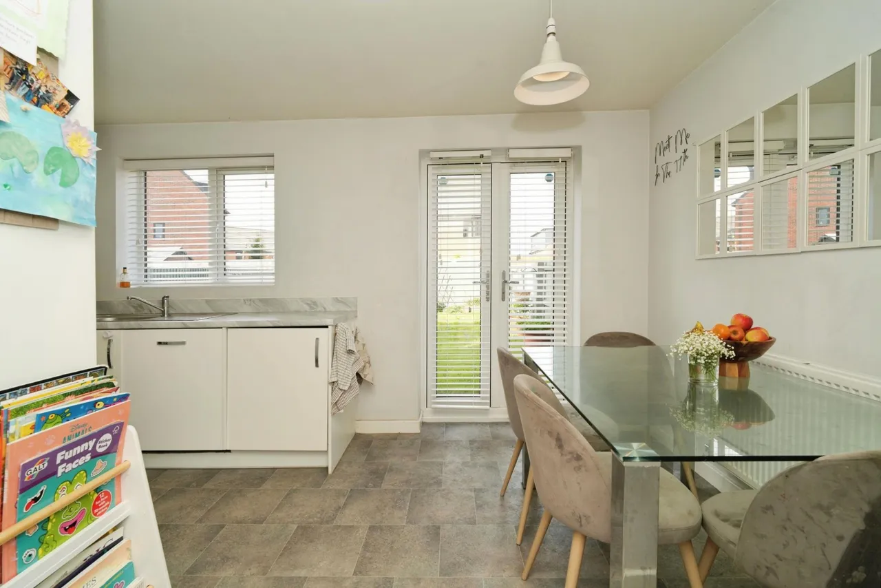 Blossom Way, Salford, M6, photo 6