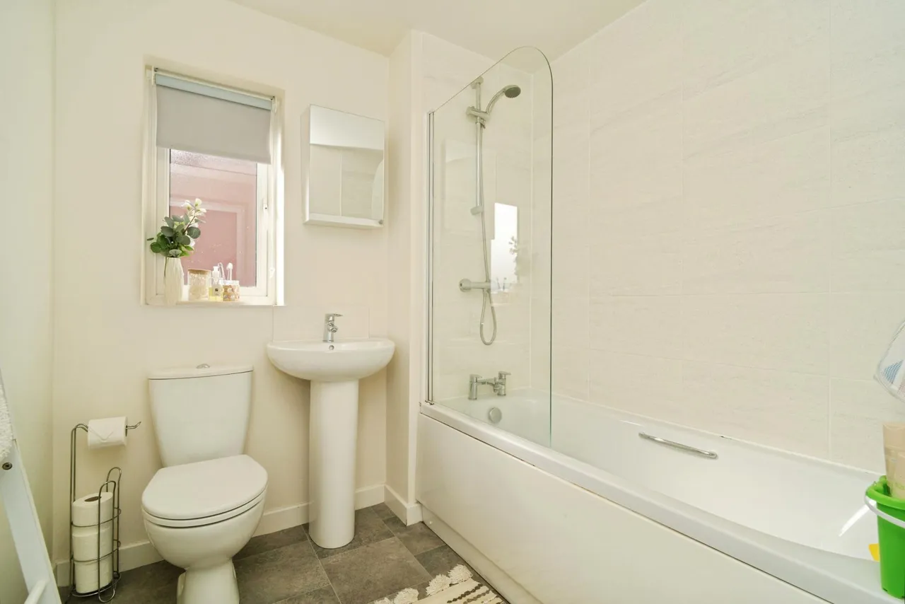 Blossom Way, Salford, M6, photo 23
