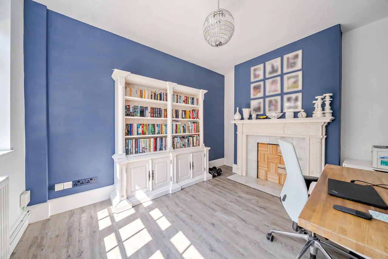 Lodge Hill Road, Farnham, GU10, photo 10