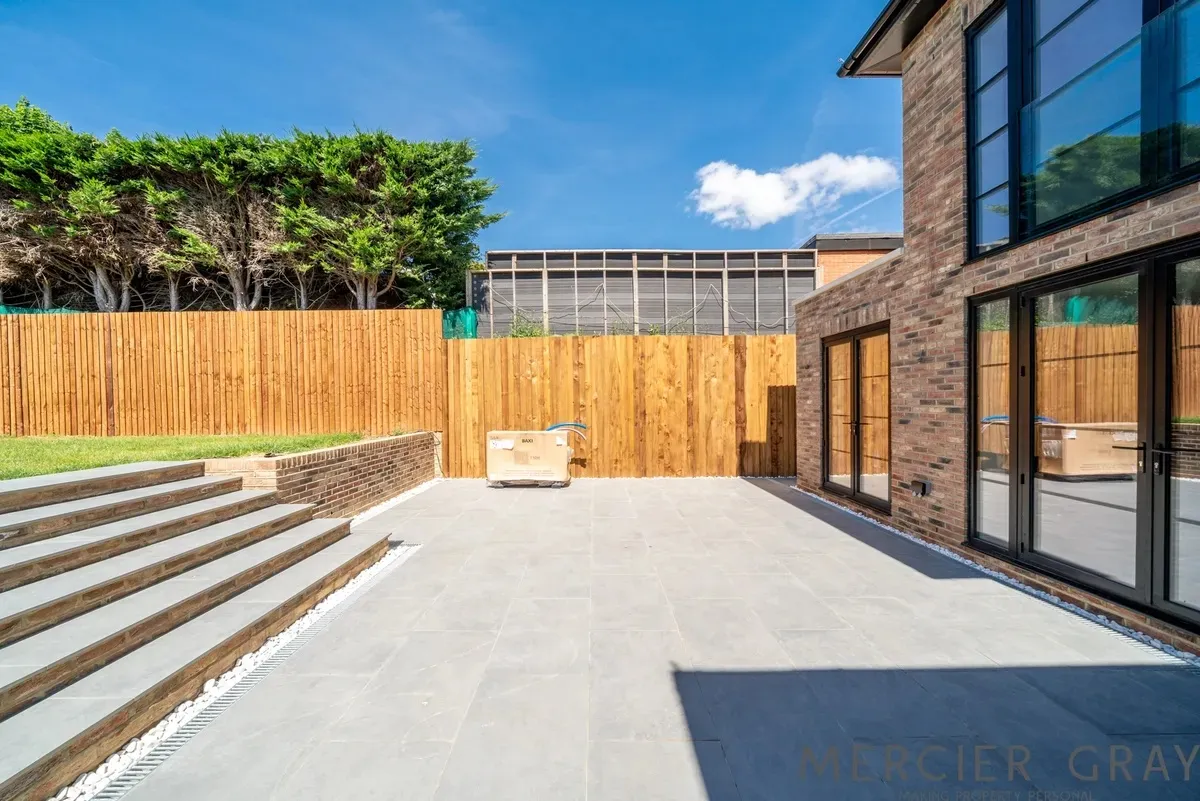 Hill Rise, Cuffley, EN6, photo 9