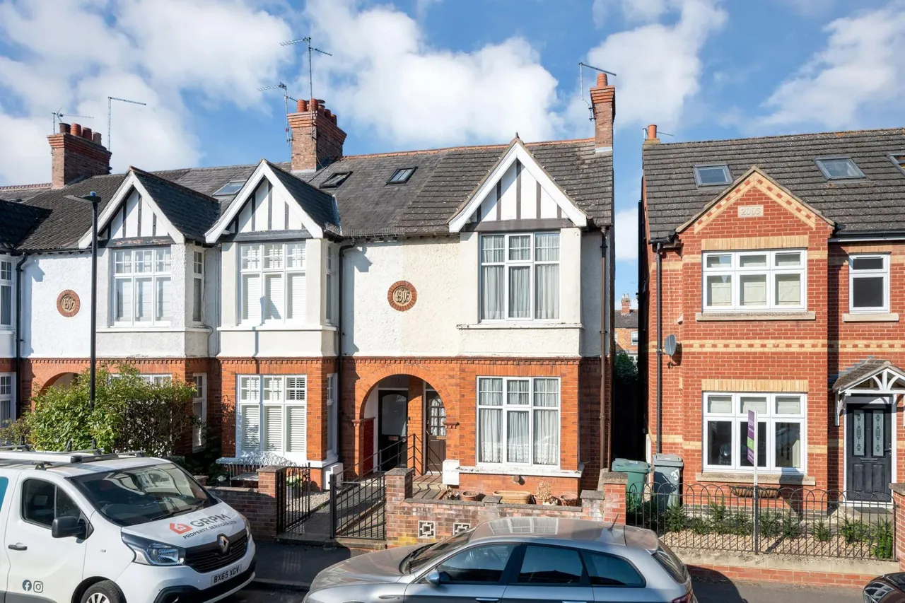 3 bed house for sale, Queen Street, Stamford, PE9
