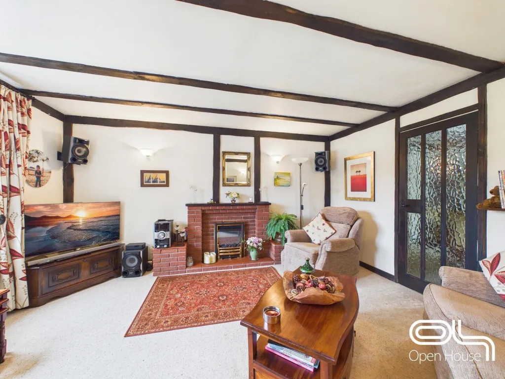Green Road, Weston, ST18, photo 6
