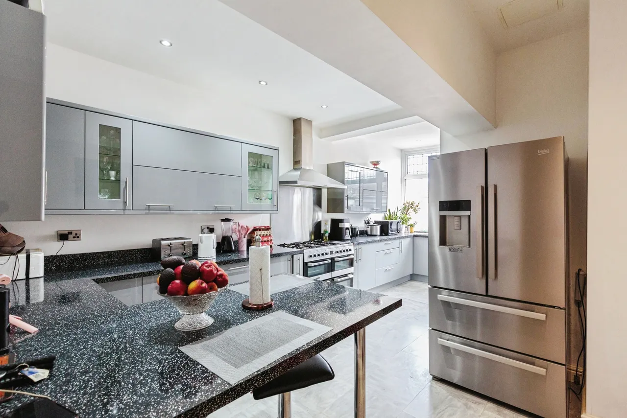 Whitegate Drive, Blackpool, FY3, photo 2