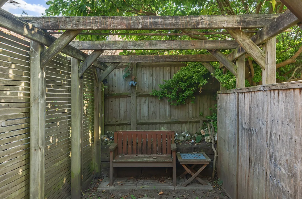 Mint Street, Godalming, GU7, photo 4