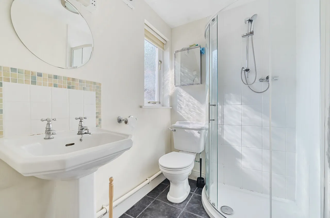Mint Street, Godalming, GU7, photo 17