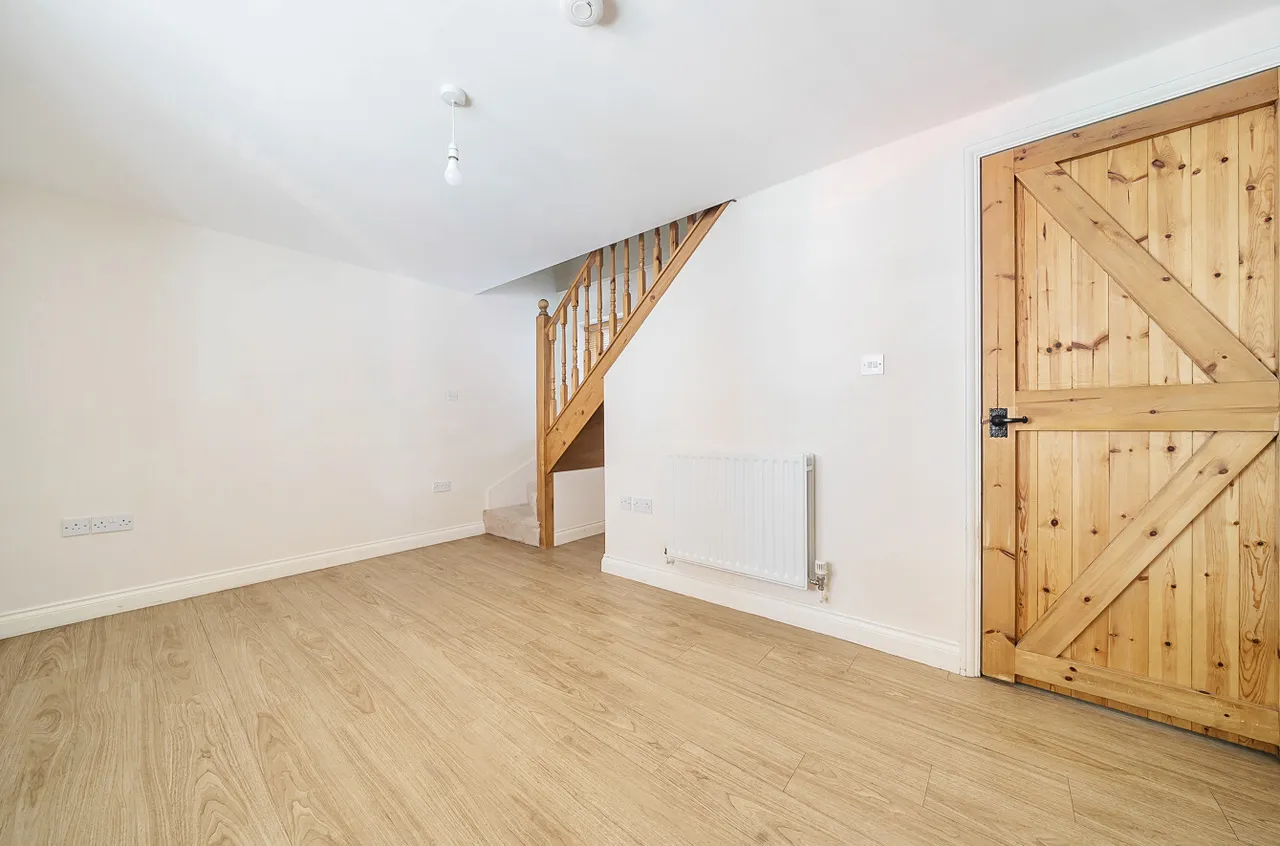 Mint Street, Godalming, GU7, photo 8