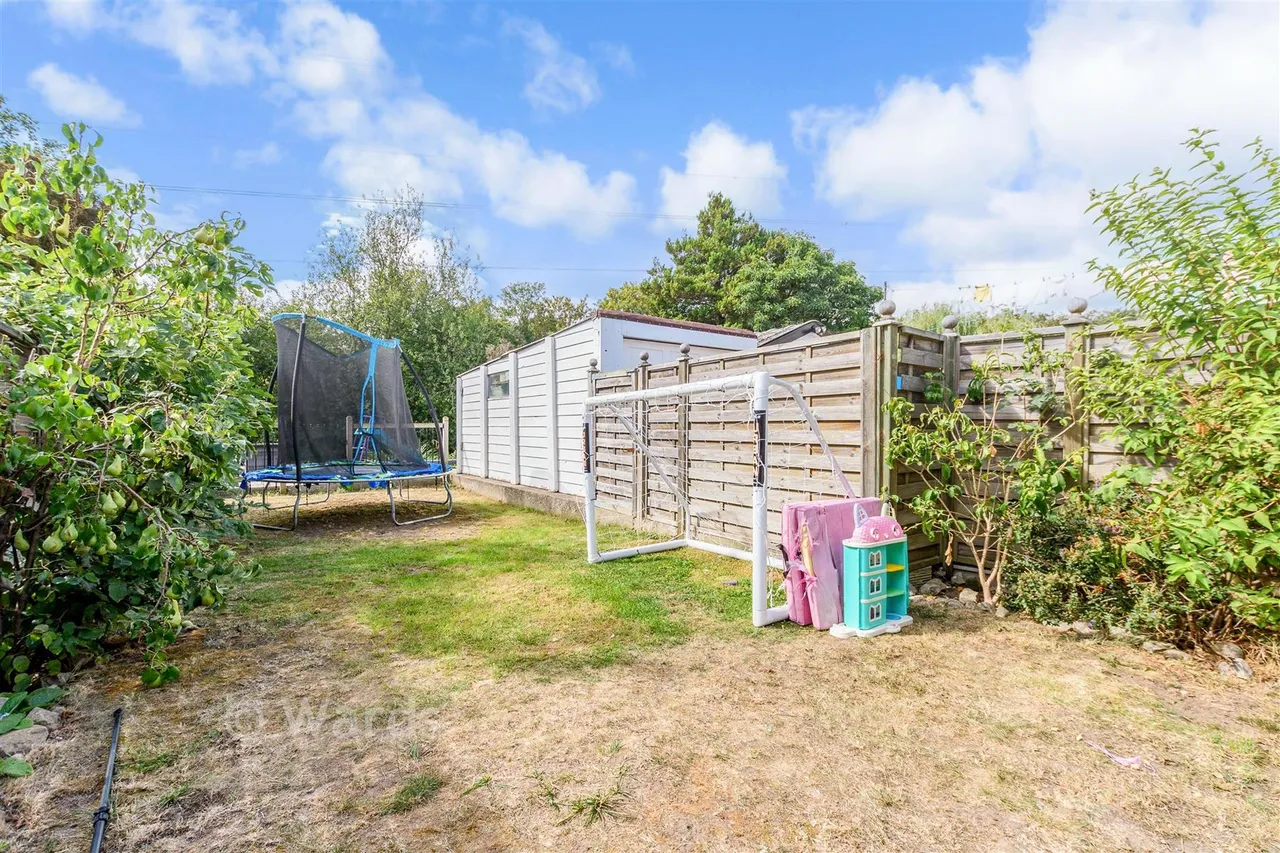 Barnes Cray Road, Dartford, DA1, photo 10