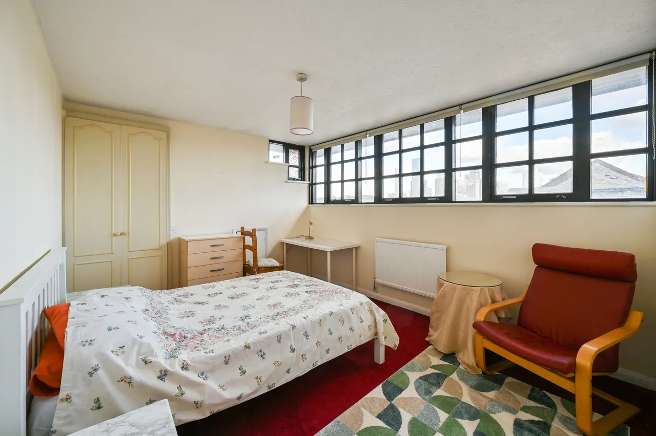London, SE16, photo 11