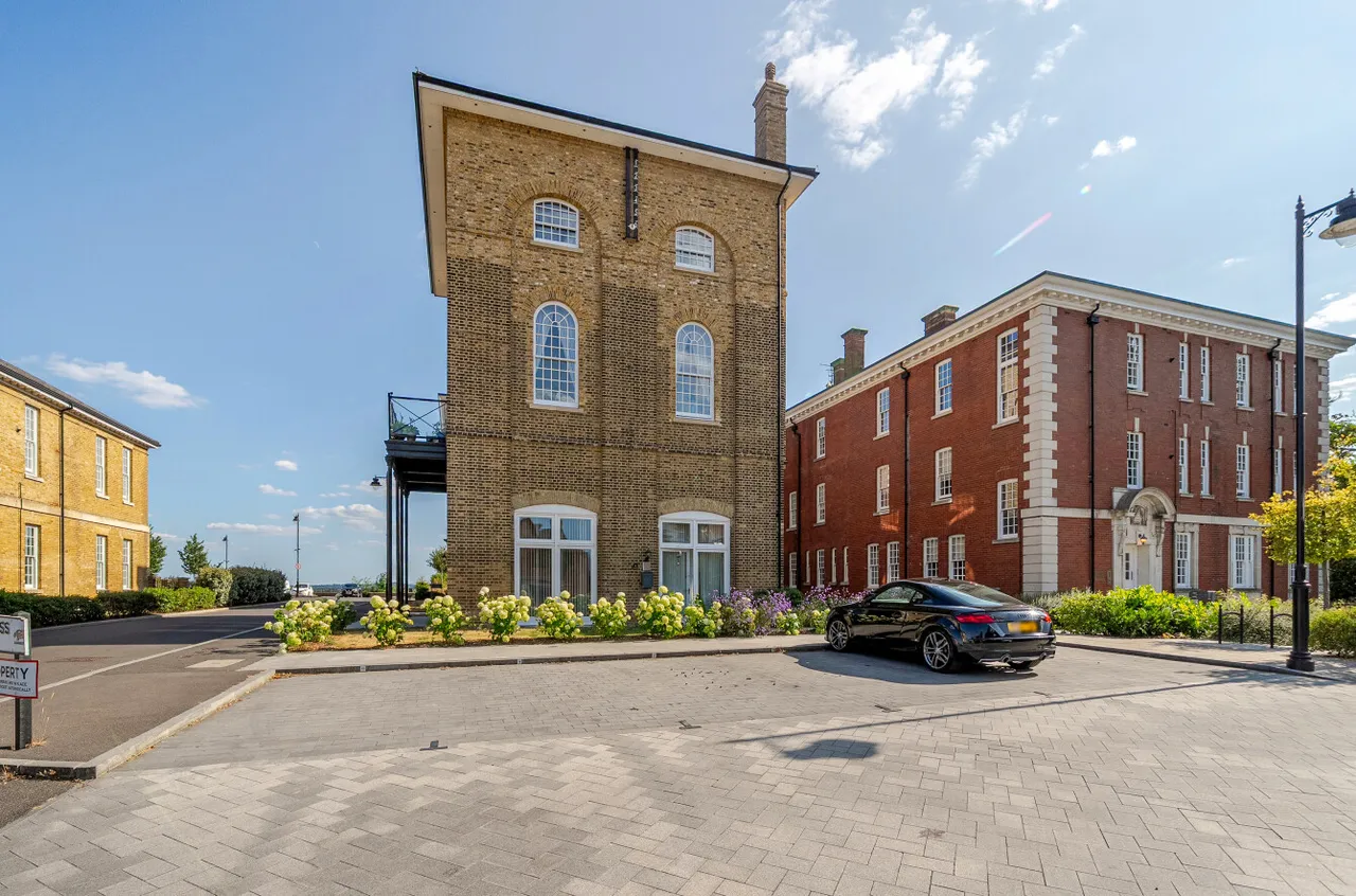 White Cross Place, Wellesley, Aldershot, Hampshire, GU11 4EY, photo 24