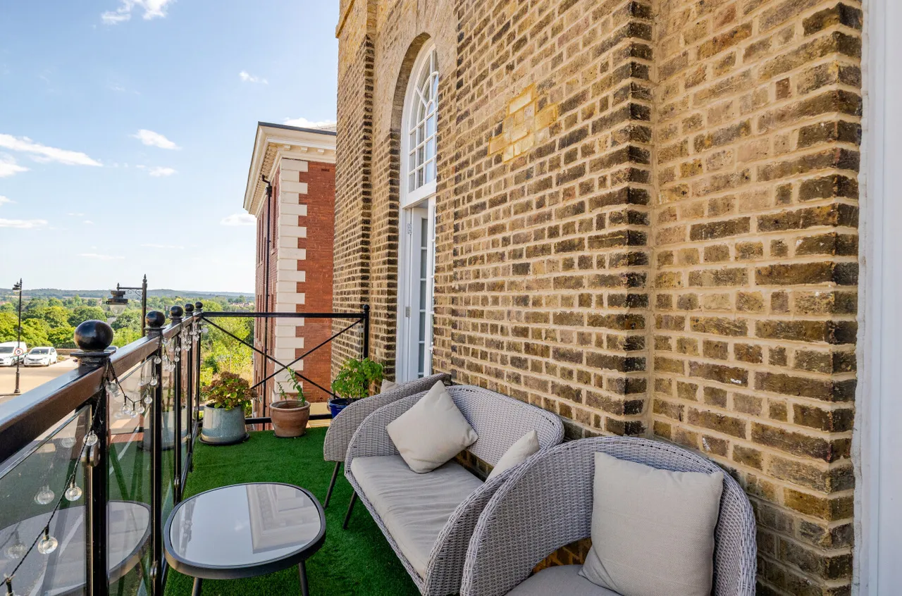 White Cross Place, Wellesley, Aldershot, Hampshire, GU11 4EY, photo 12