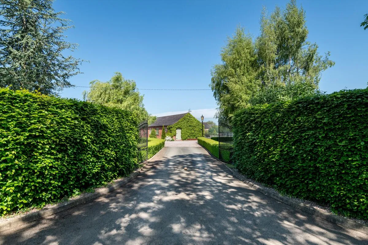 House and 8.35 acres of land, Maesbrook, SY10, photo 7