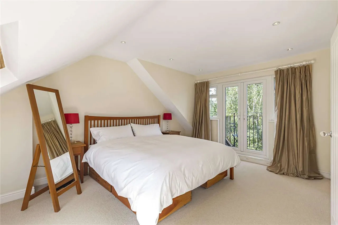 Percy Road, Hampton, TW12 2JT, photo 6