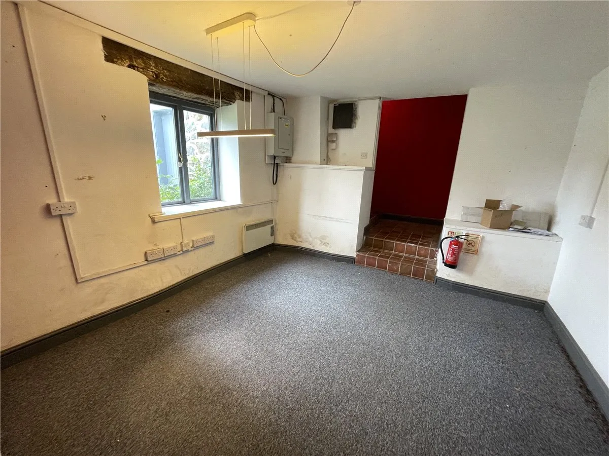 Wrexham Road, Pontblyddyn, CH7, photo 5