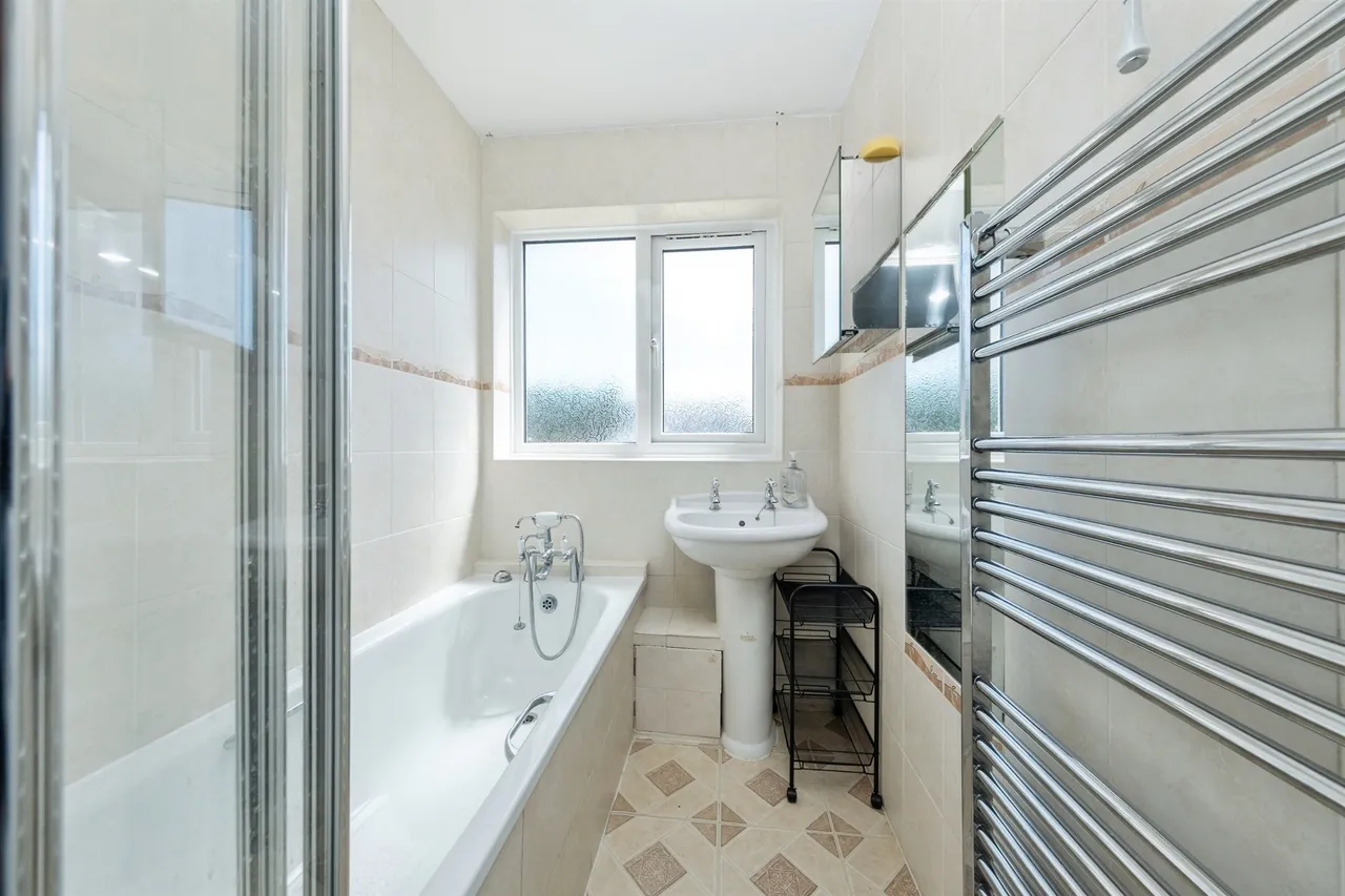 Weston Road, Great Horwood, MK17, photo 16