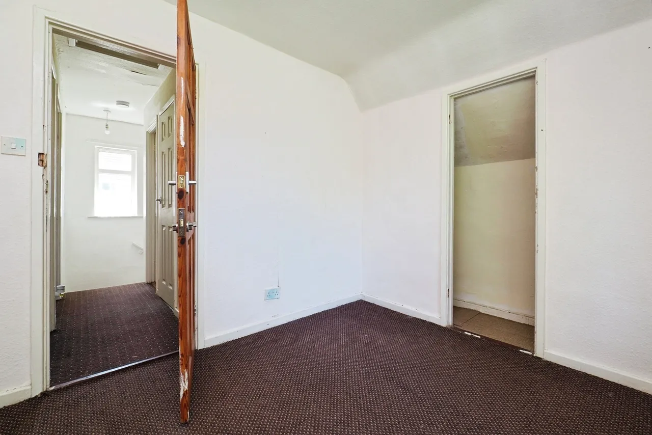 Farfield Avenue, NOTTINGHAM, Nottinghamshire, NG9, photo 9